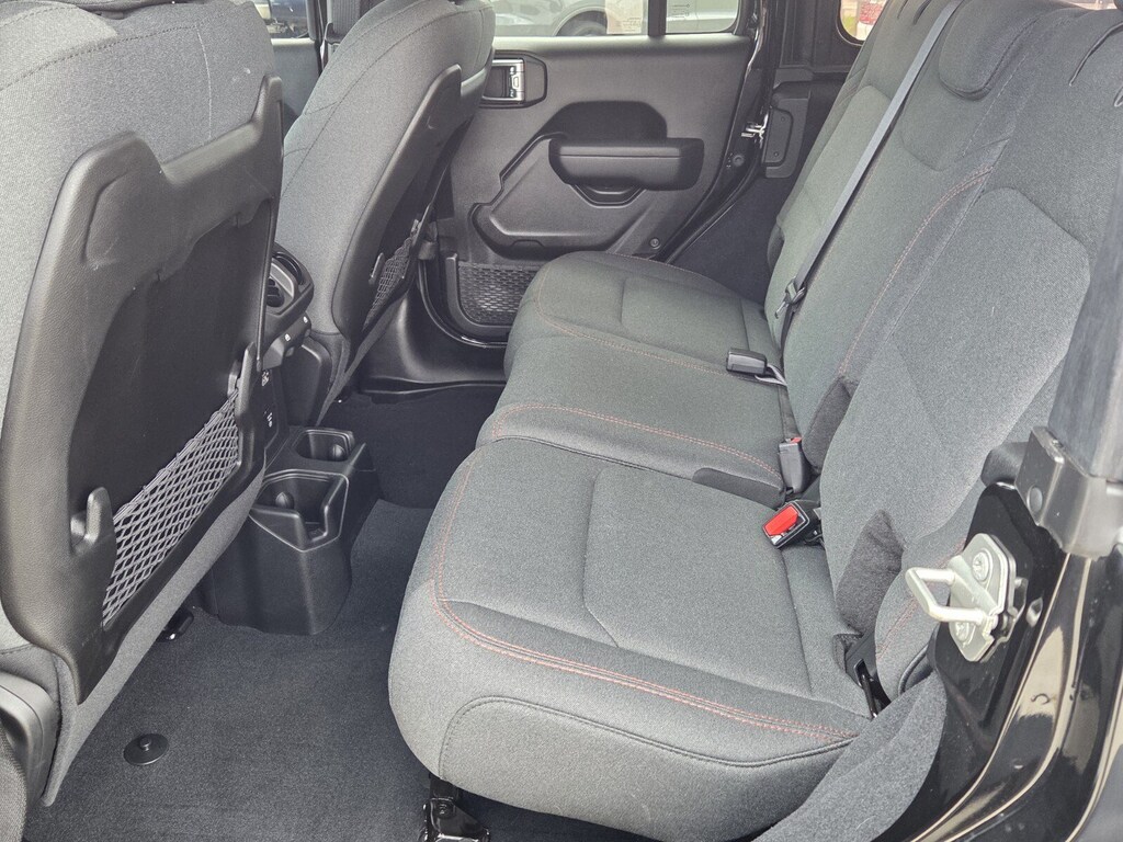 Used 2024 Jeep Wrangler Rubicon SUV