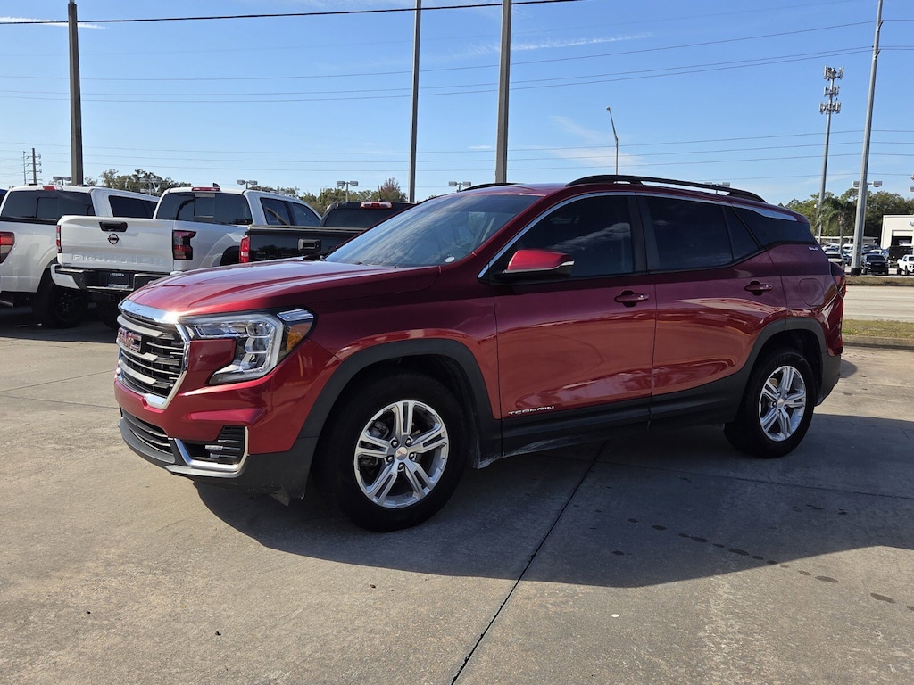 Used 2022 GMC Terrain SLE SUV