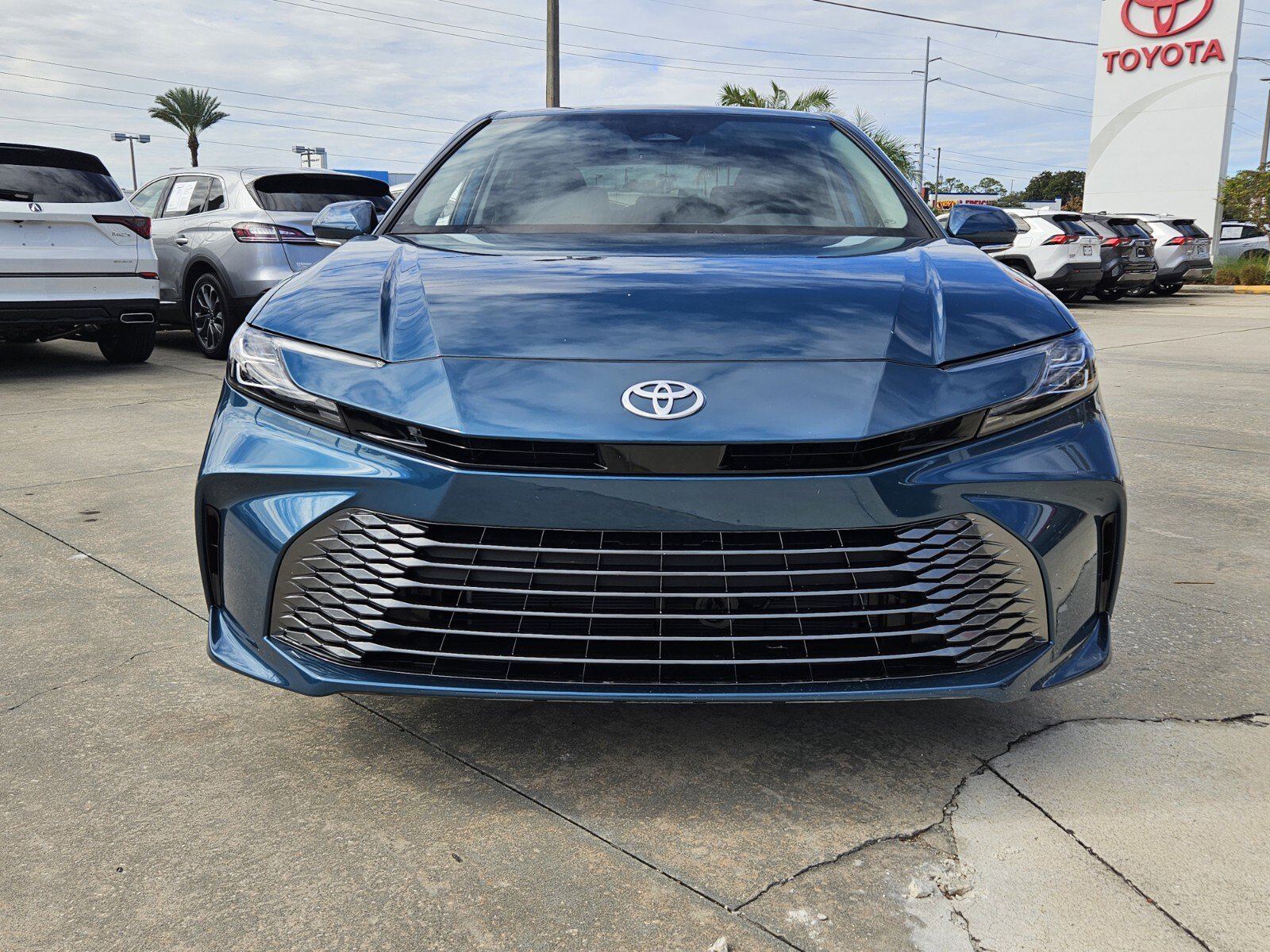 2026 Toyota Camry XLE photo 2