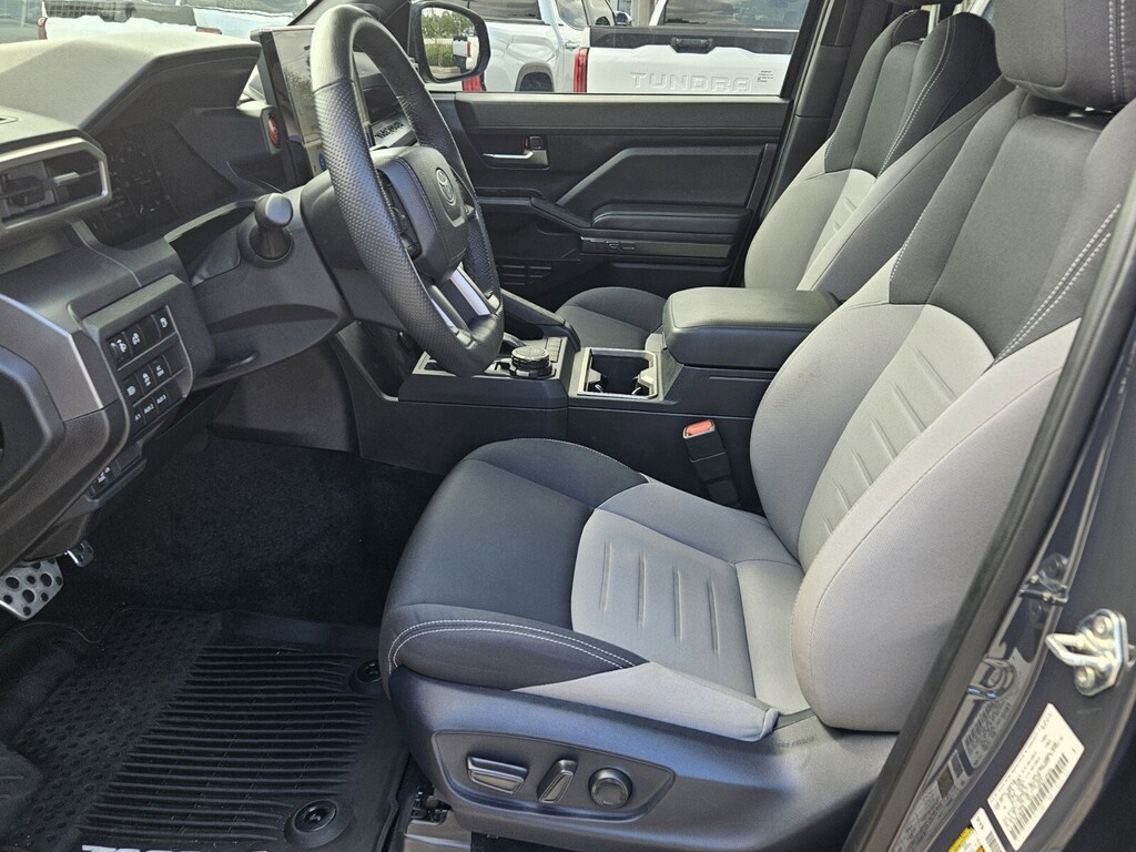 2024 Toyota Tacoma TRD Sport photo 3