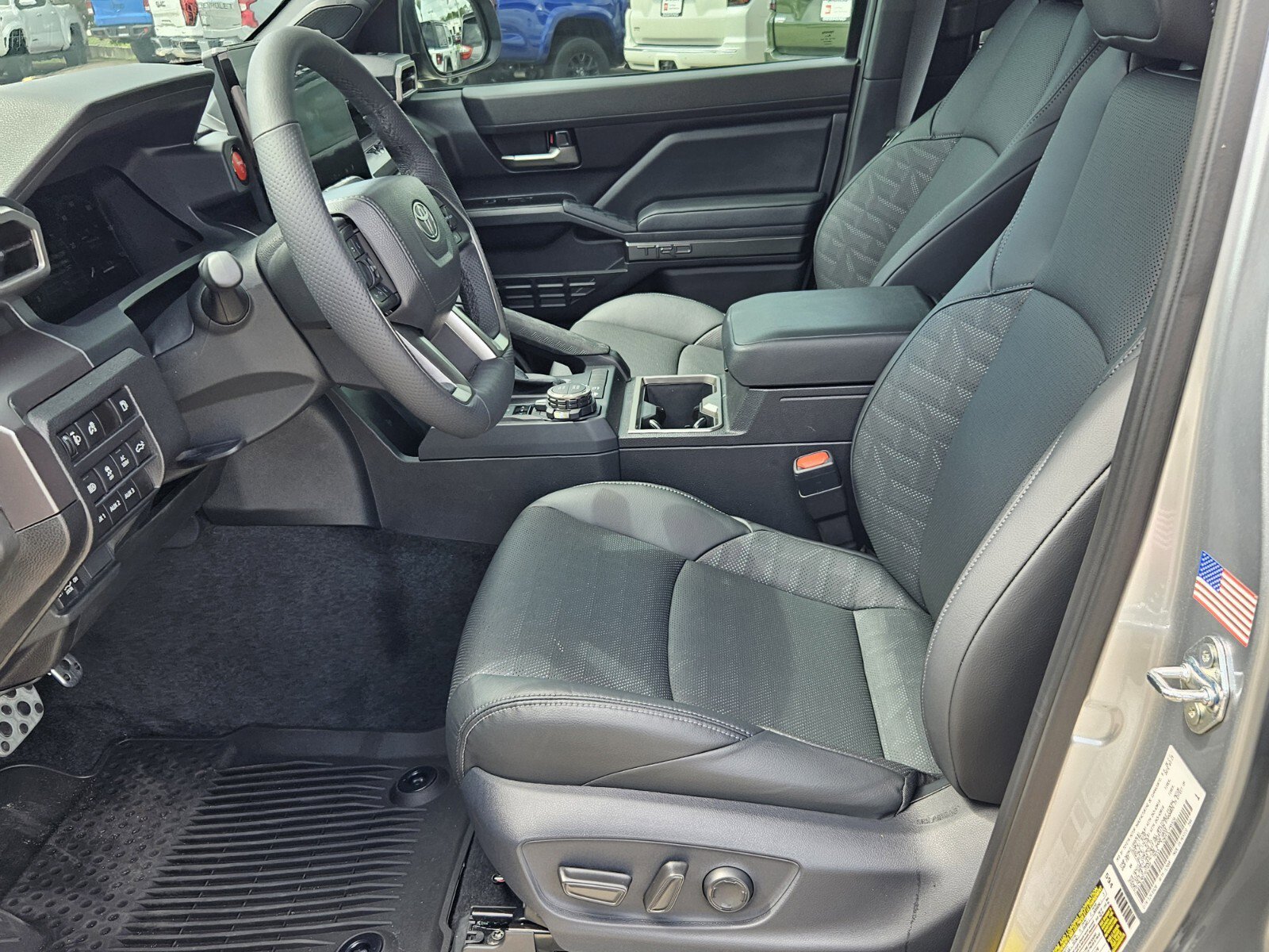2025 Toyota Tacoma TRD Sport Double Cab photo 4