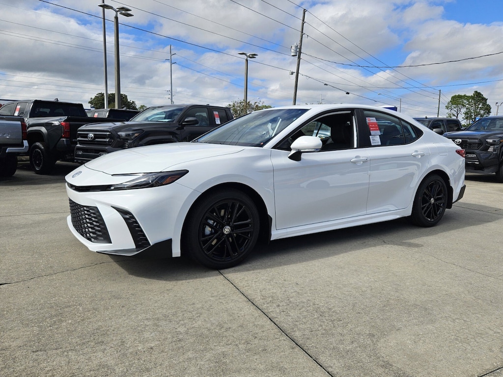 New 2026 Toyota Camry SE SE