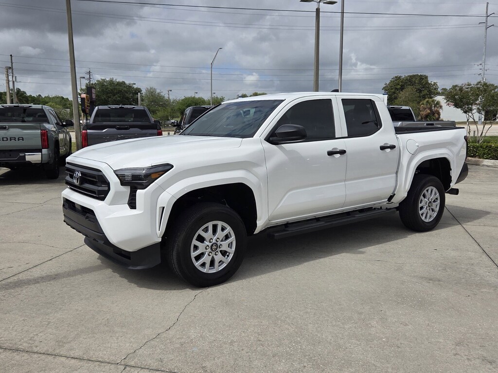 Used 2024 Toyota Tacoma SR Truck Double Cab