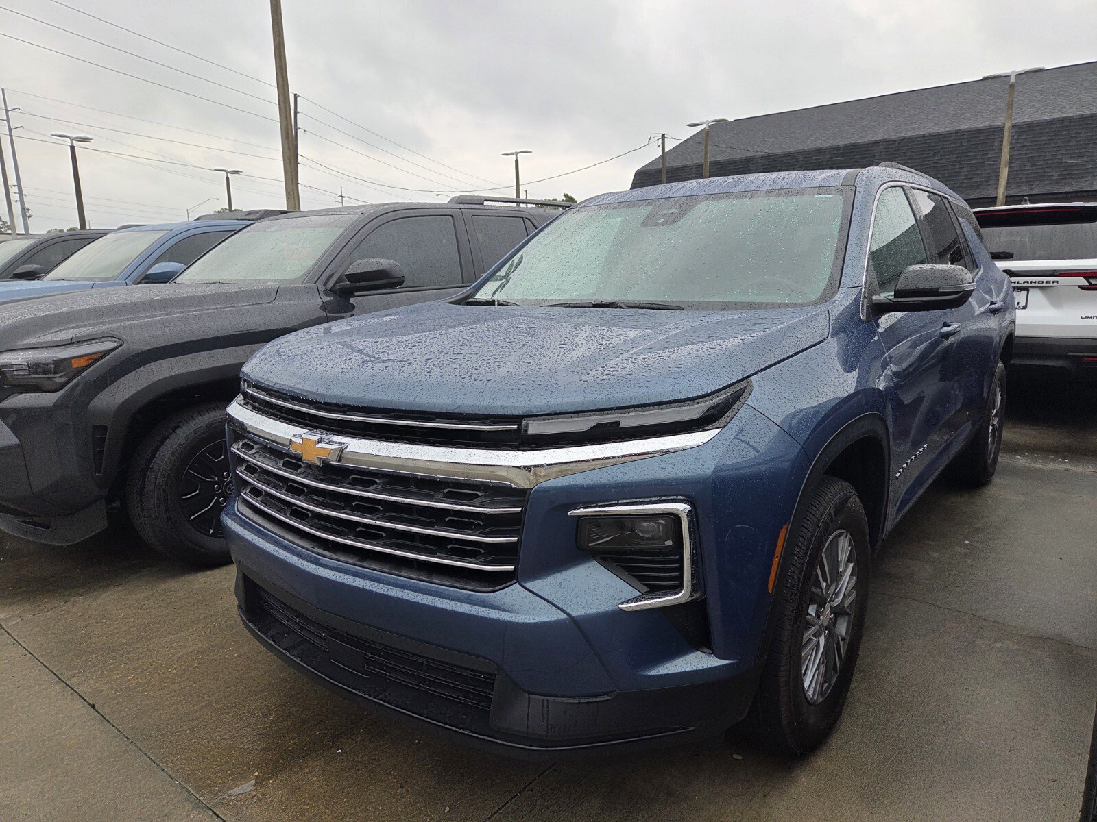 Used 2026 Chevrolet Traverse LT SUV