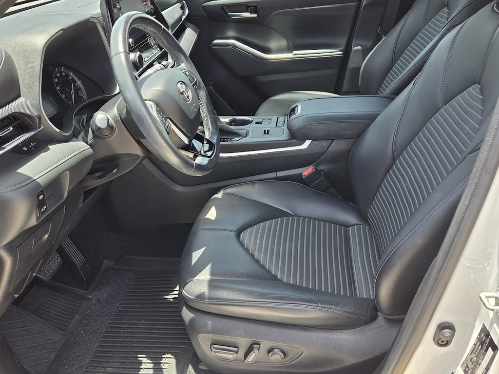 Certified 2021 Toyota Highlander XSE SUV