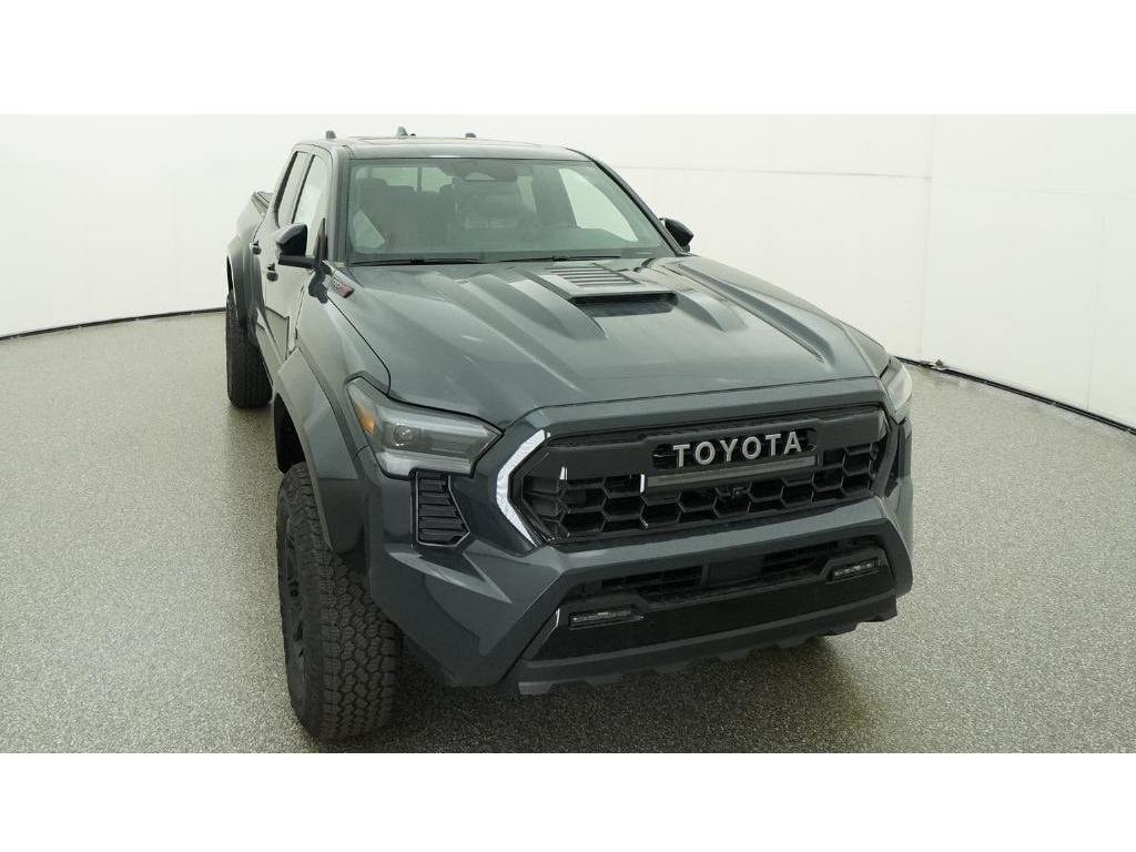 2026 Toyota Tacoma TRD Pro - Photo 14