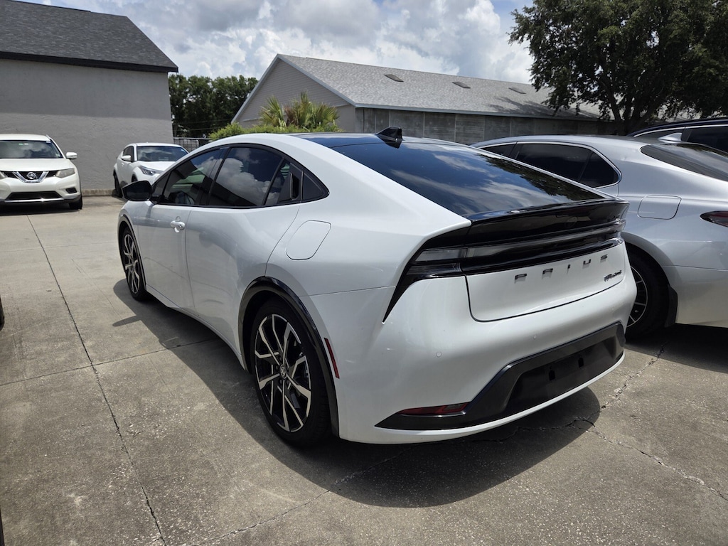 Used 2024 Toyota Prius Prime SE Hatchback