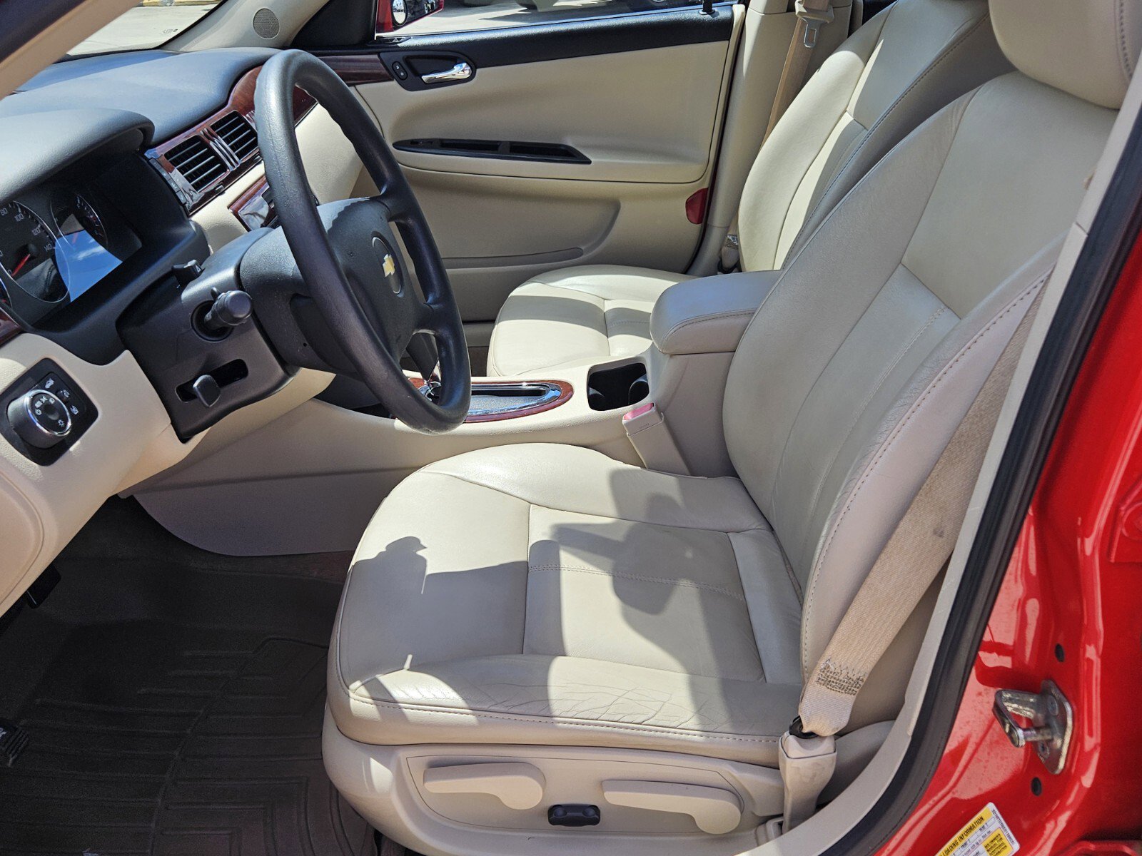 2009 Chevrolet Impala 1LT photo 3