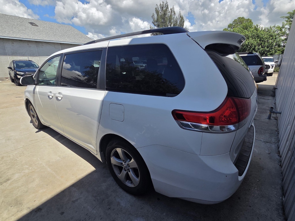 Used 2012 Toyota Sienna LE V6 7 Passenger Auto Access Seat Van