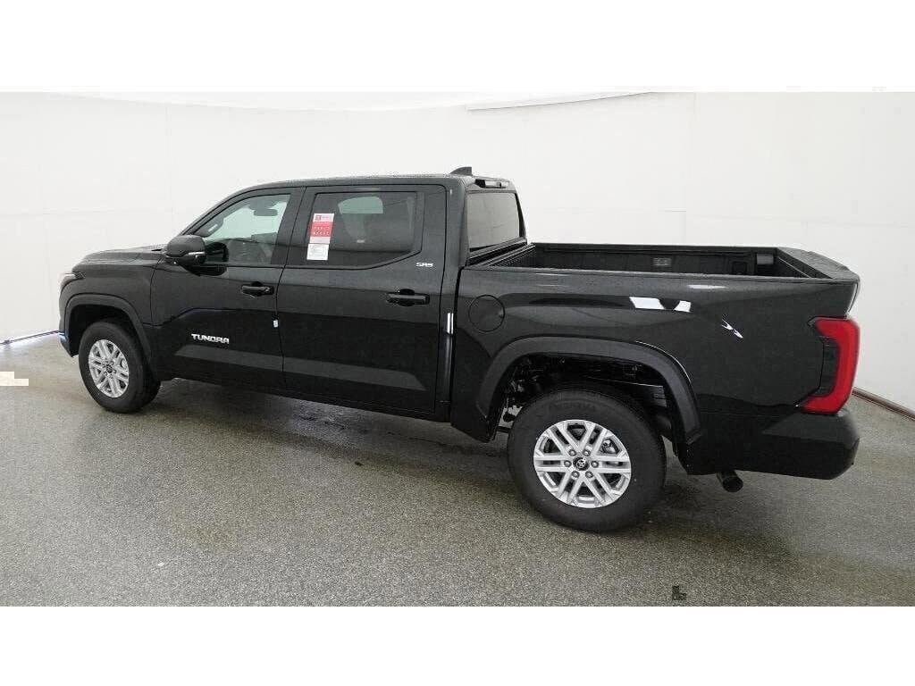 New 2026 Toyota Tundra SR5 SR5 CREWMAX 5.5