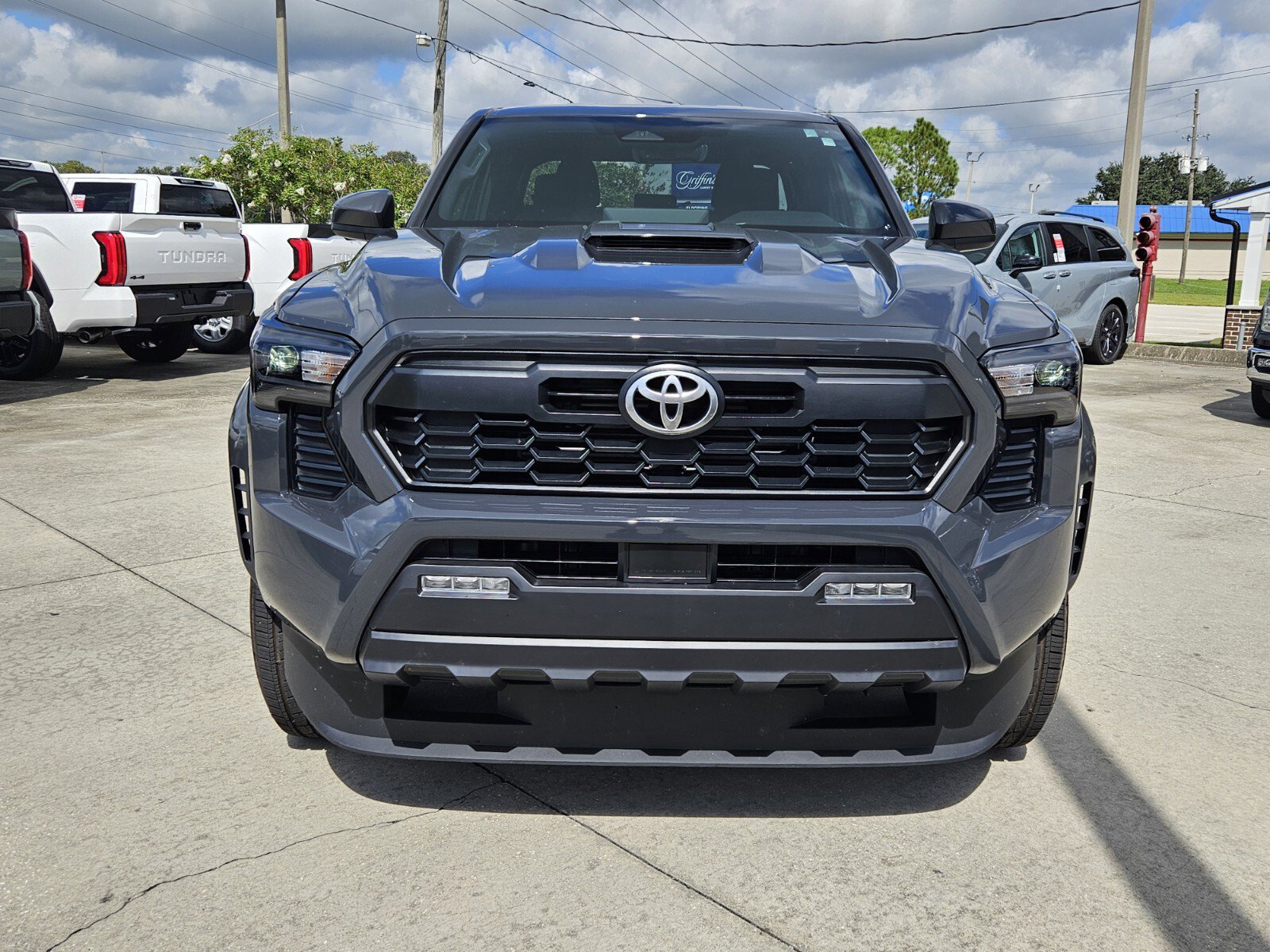 2025 Toyota Tacoma TRD Sport photo 2
