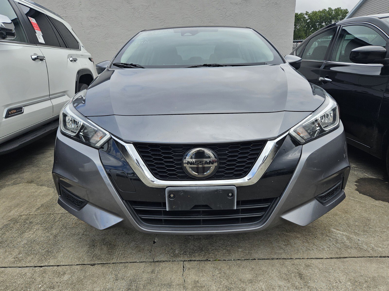 2020 Nissan Versa 1.6 SV photo 2
