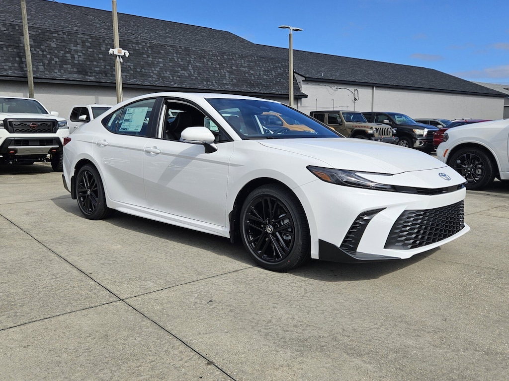 New 2026 Toyota Camry SE SE