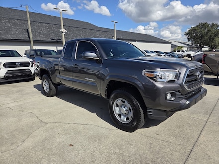 2016 Toyota Tacoma SR5 V6 Truck Access Cab
