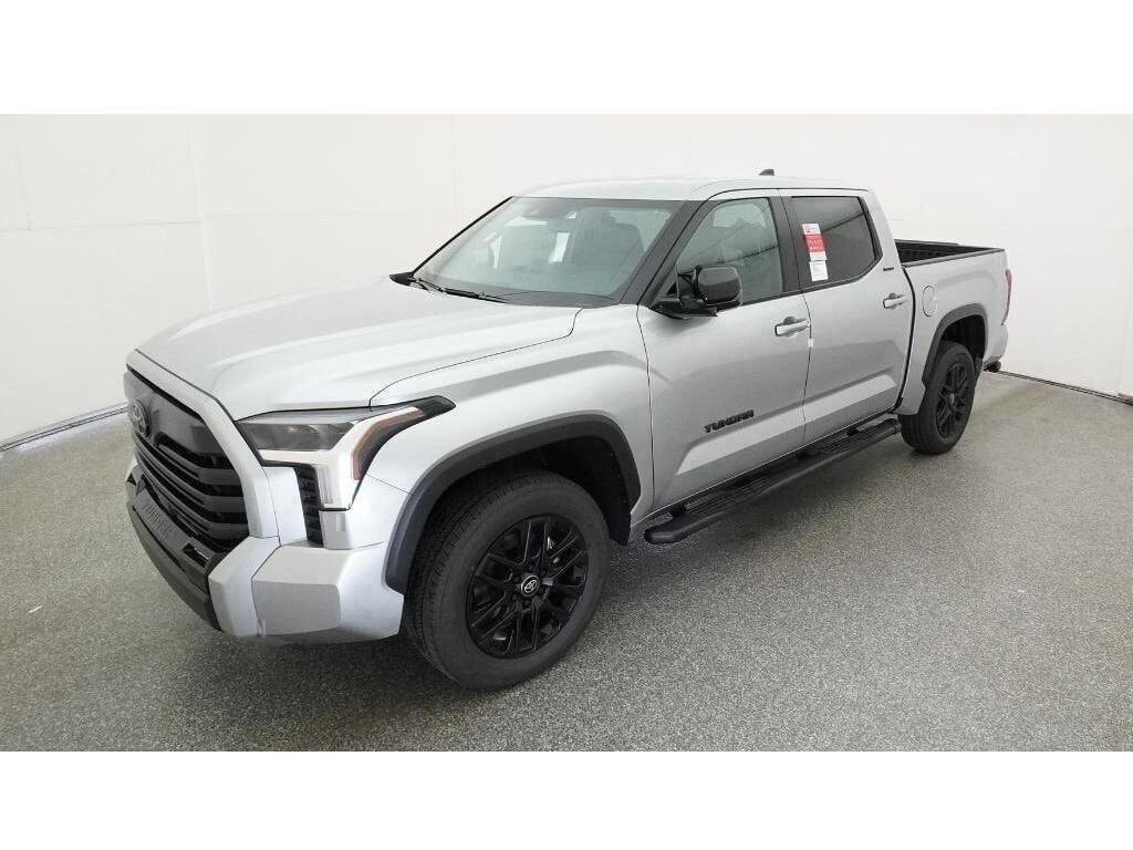 New 2026 Toyota Tundra Limited LIMITED CREWMAX 5.5
