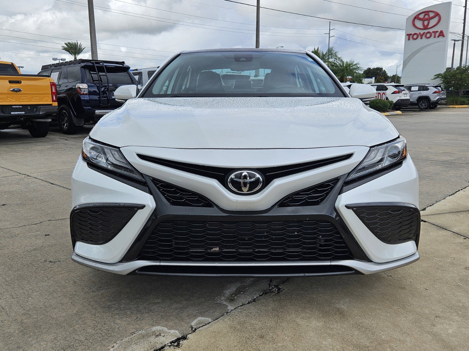 2021 Toyota Camry XSE photo 2