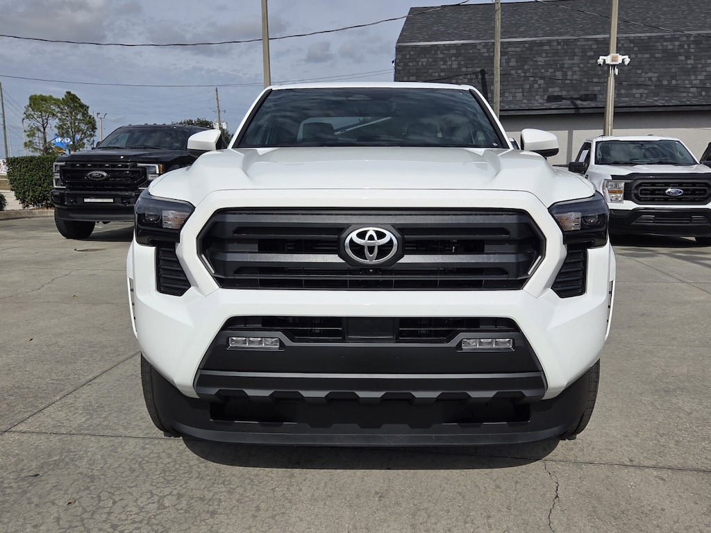 New 2026 Toyota Tacoma SR5 4X4 DBL CAB LONG BED