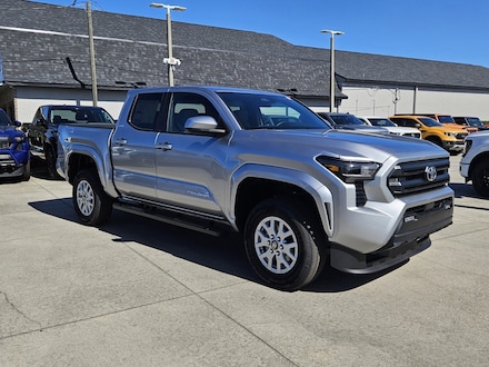 2025 Toyota Tacoma SR5 4X4 DOUBLE CAB