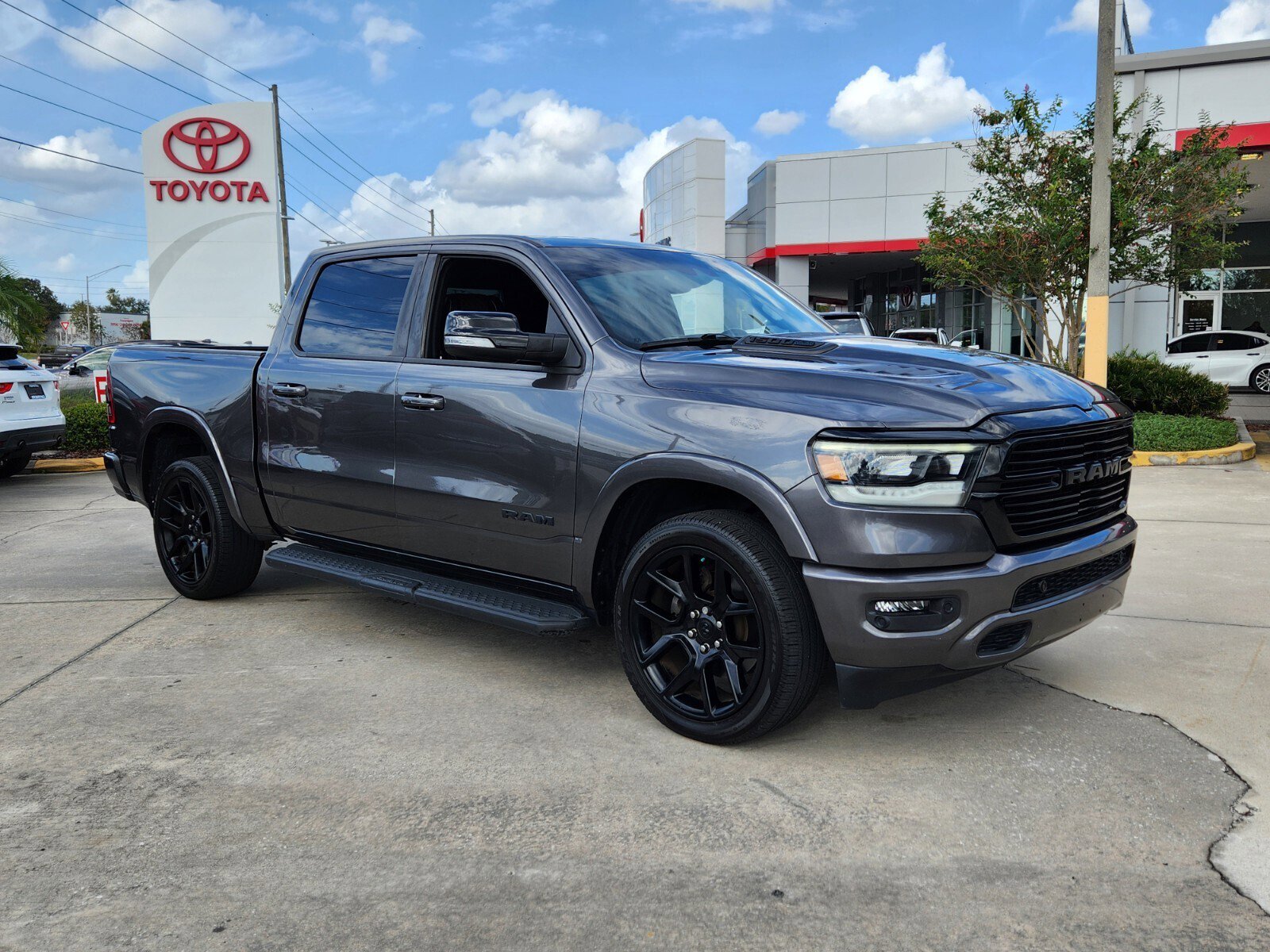 2022 RAM Ram 1500 Pickup Laramie's photo