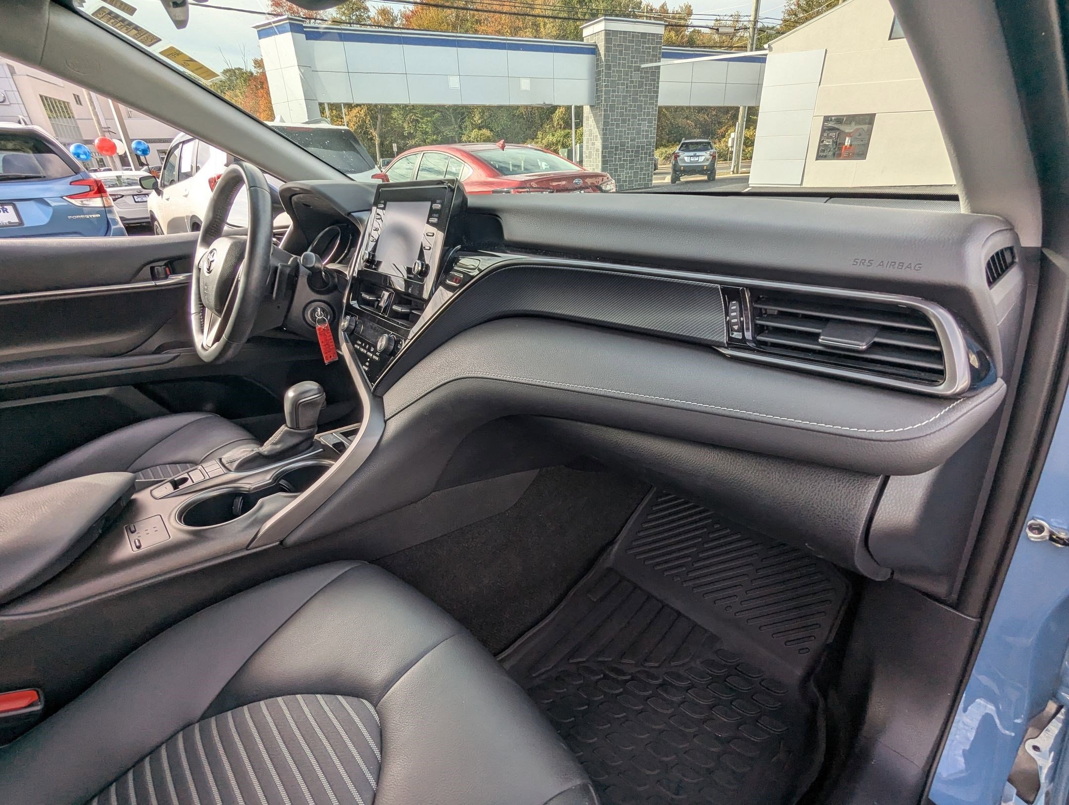 2023 Toyota Camry SE - Photo 24