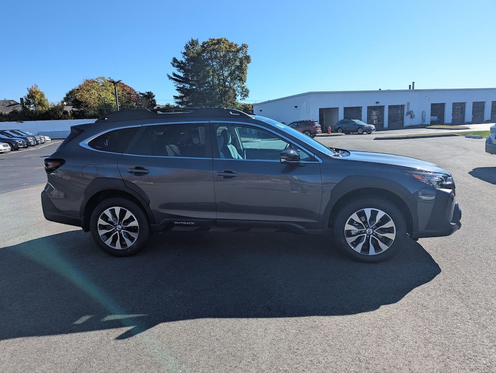 New 2025 Subaru Outback Limited SUV