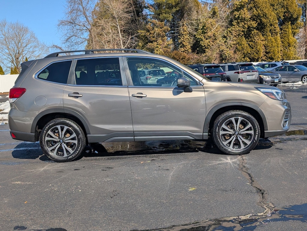 2020 Subaru Forester Limited photo 3