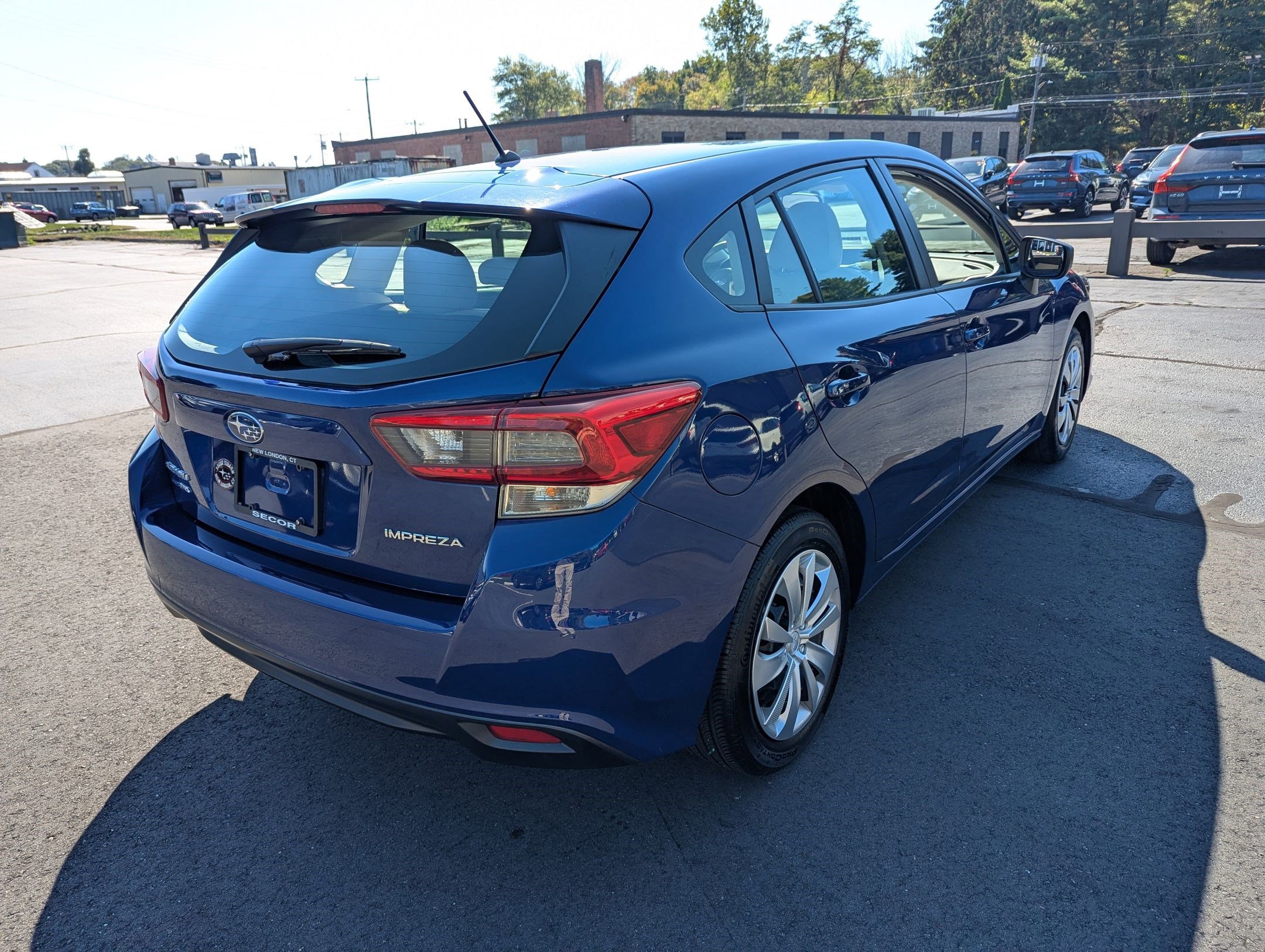 2023 Subaru Impreza Base photo 4