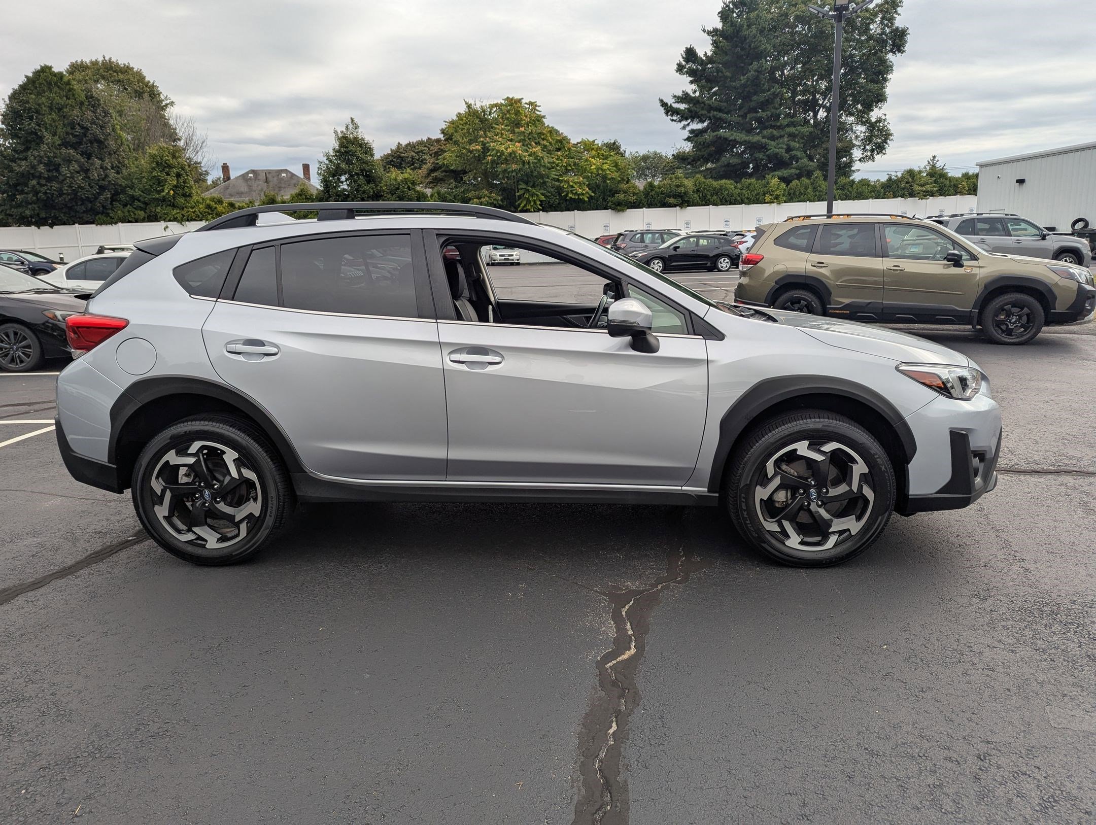 2023 Subaru Crosstrek Limited photo 3