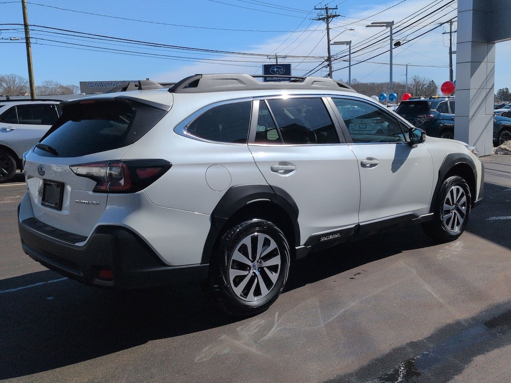2024 Subaru Outback Premium photo 4