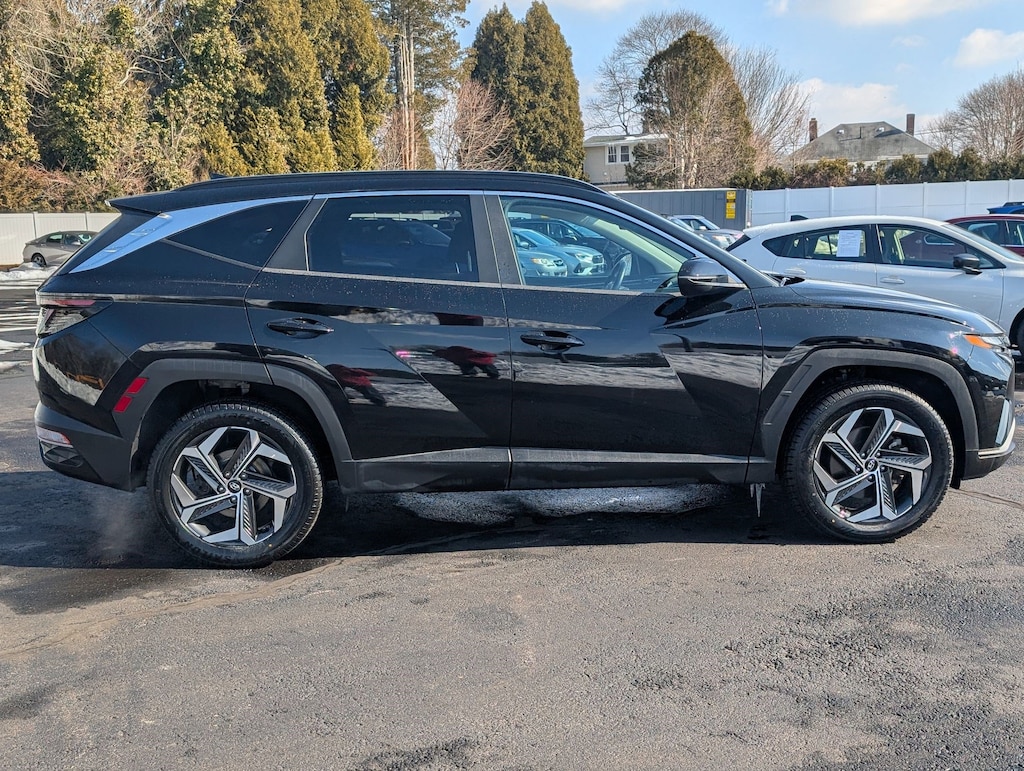2022 Hyundai Tucson SEL Convenience photo 3