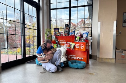 Subaru Loves Pets 2025