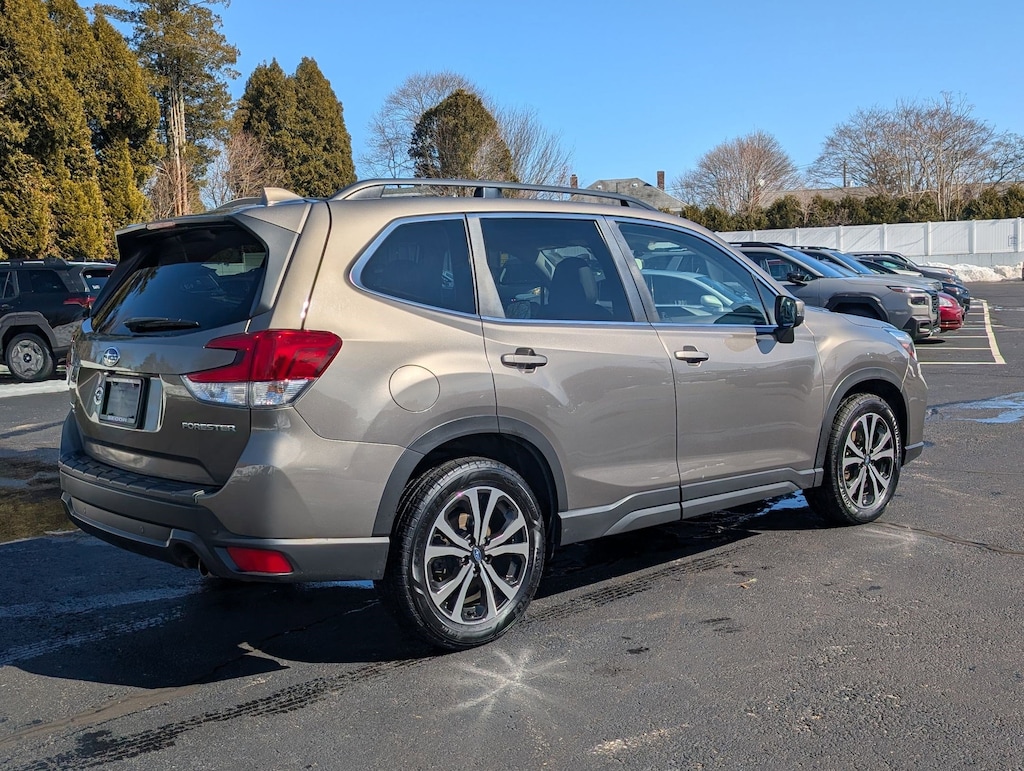 2020 Subaru Forester Limited photo 4