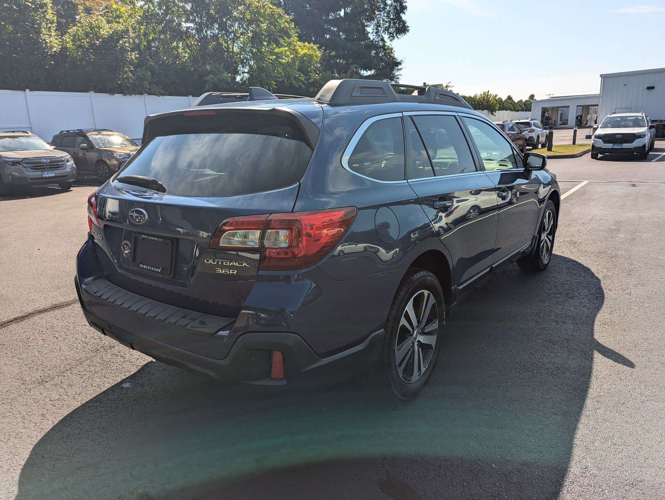 2019 Subaru Outback Limited 3.6R photo 4