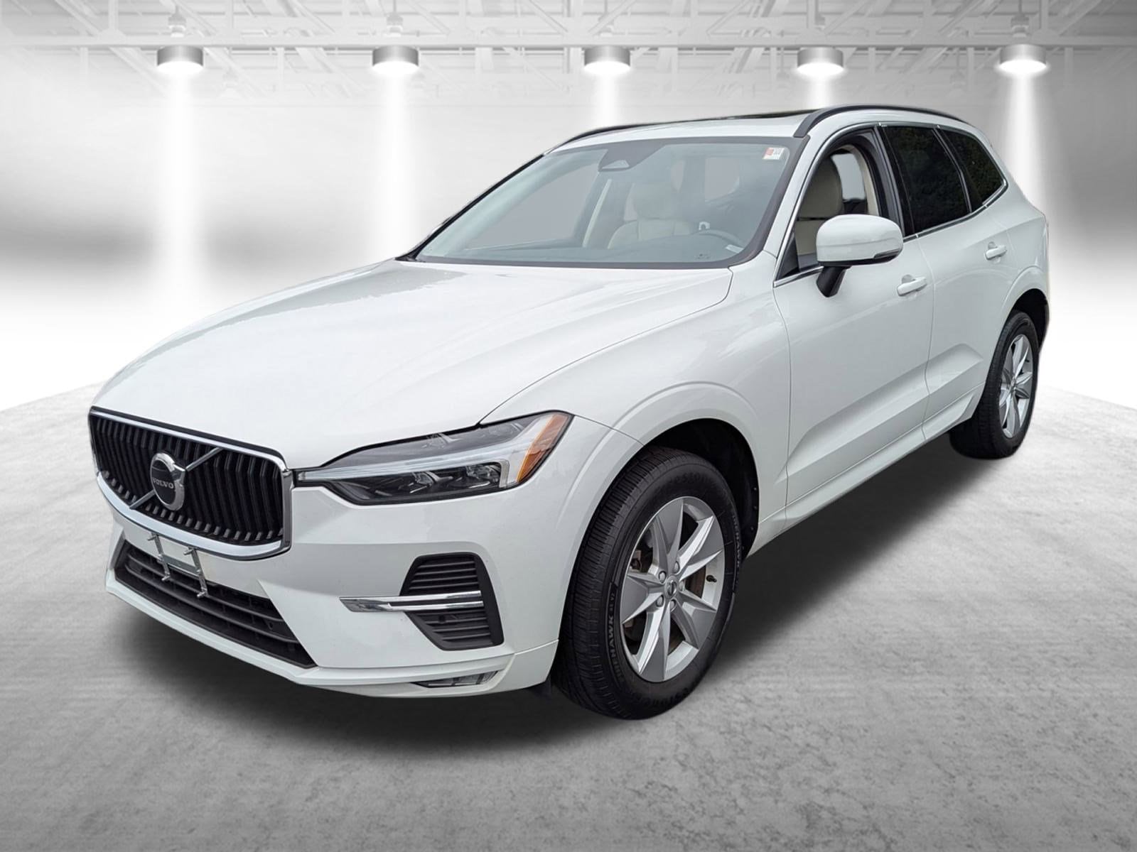 2022 Volvo XC60 Momentum