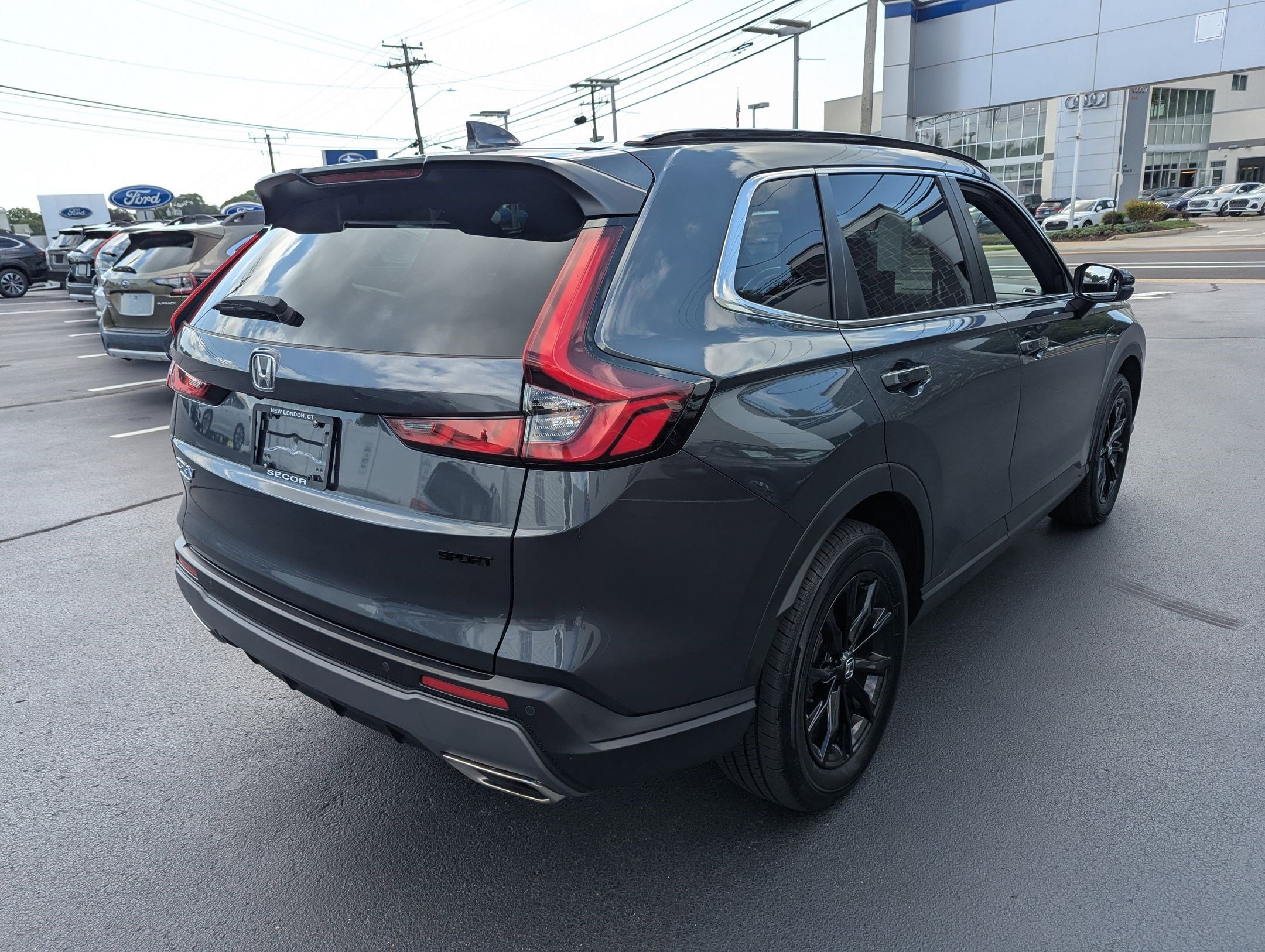 2025 Honda CR-V Hybrid Sport-L photo 4