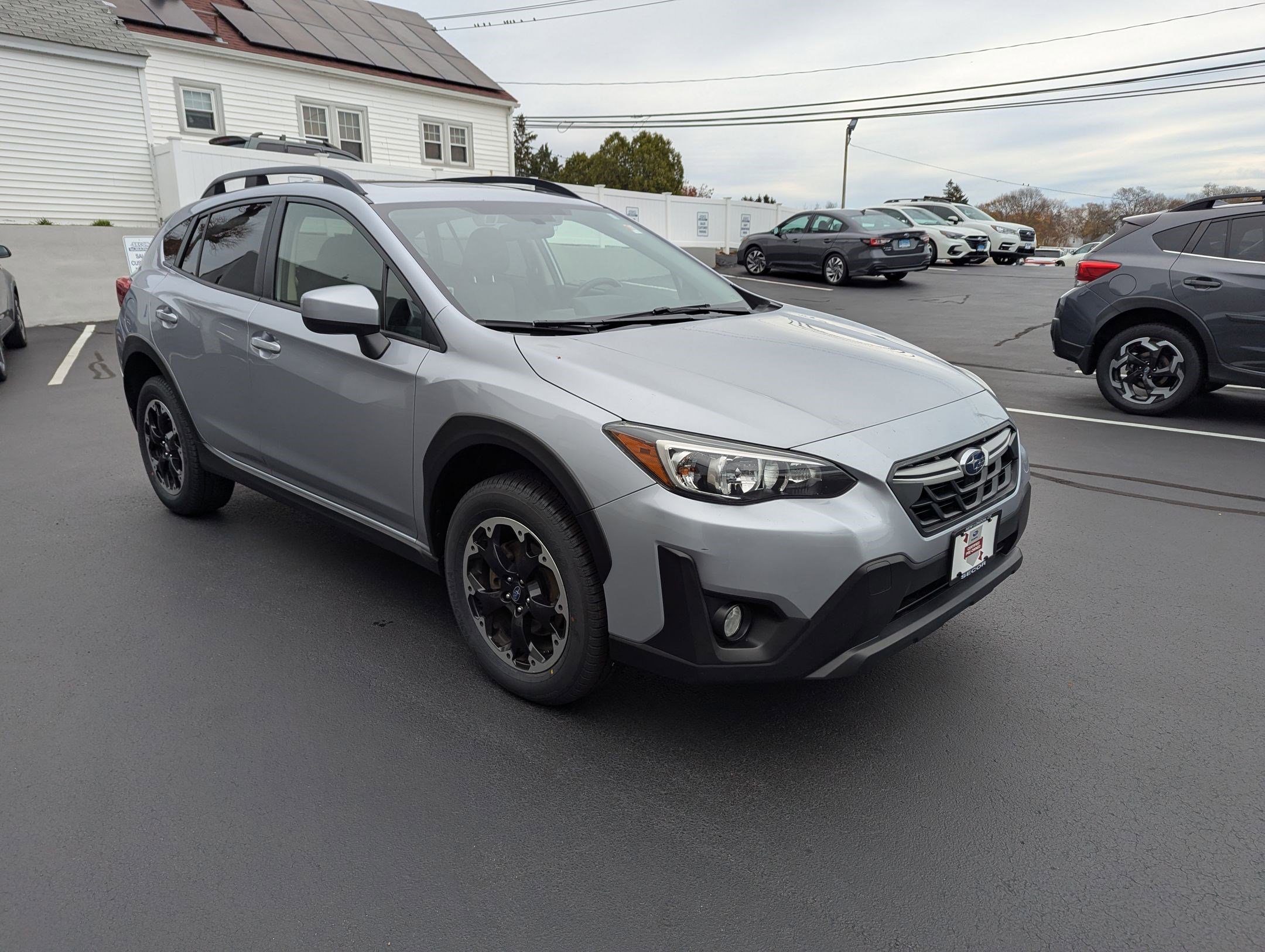 2023 Subaru Crosstrek Premium photo 2