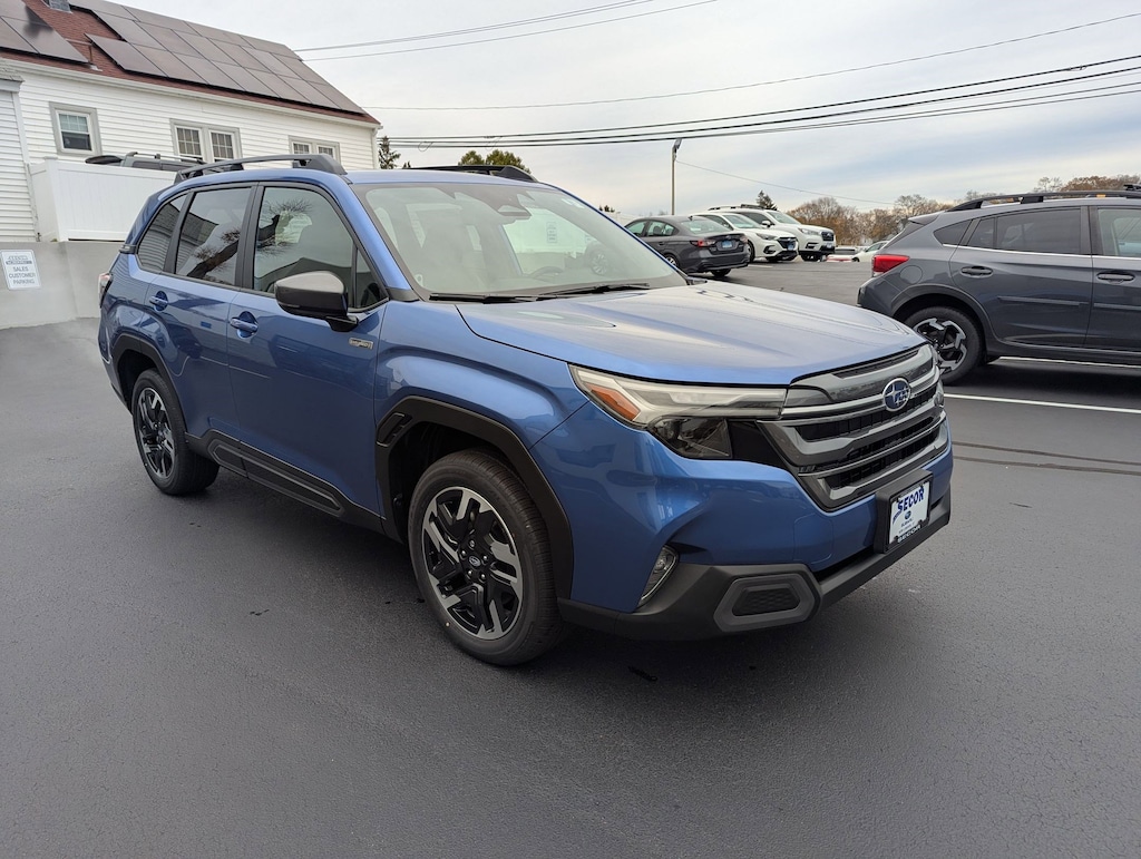 New 2025 Subaru Forester Hybrid Limited SUV