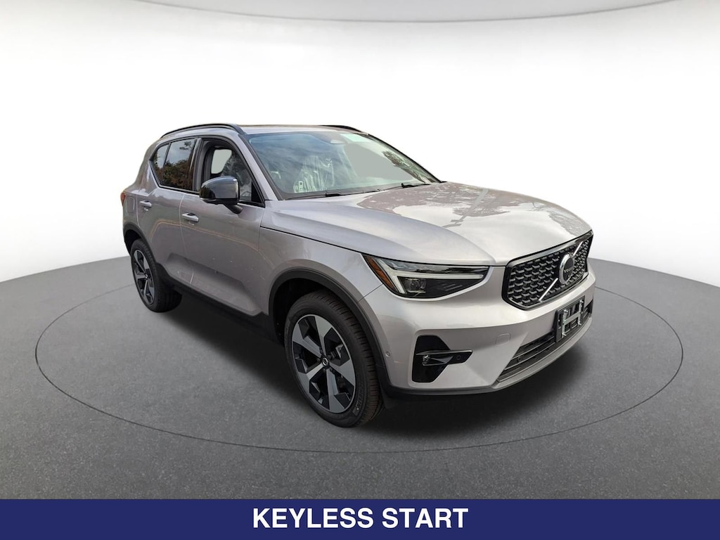 New 2026 Volvo XC40 B5 Plus SUV