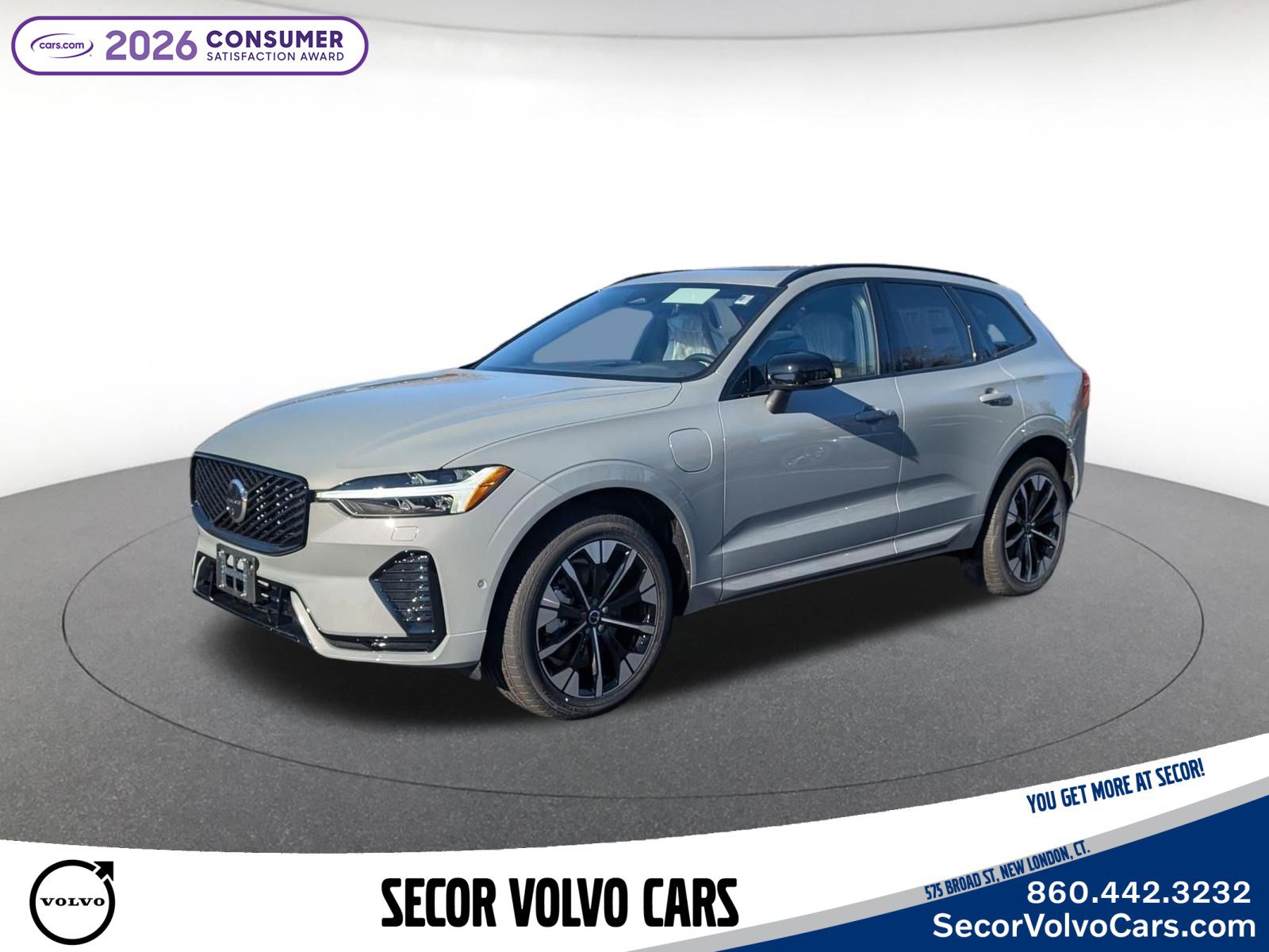 2026 Volvo XC60 plug-in hybrid SUV 