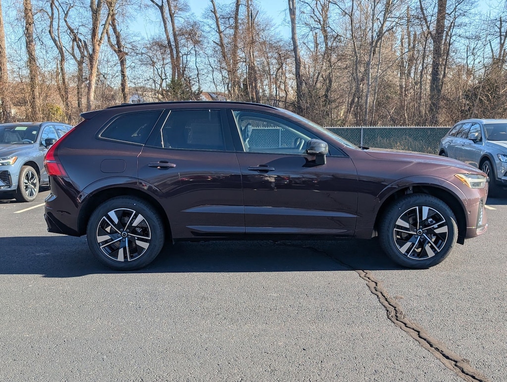 New 2026 Volvo XC60 B5 Plus SUV