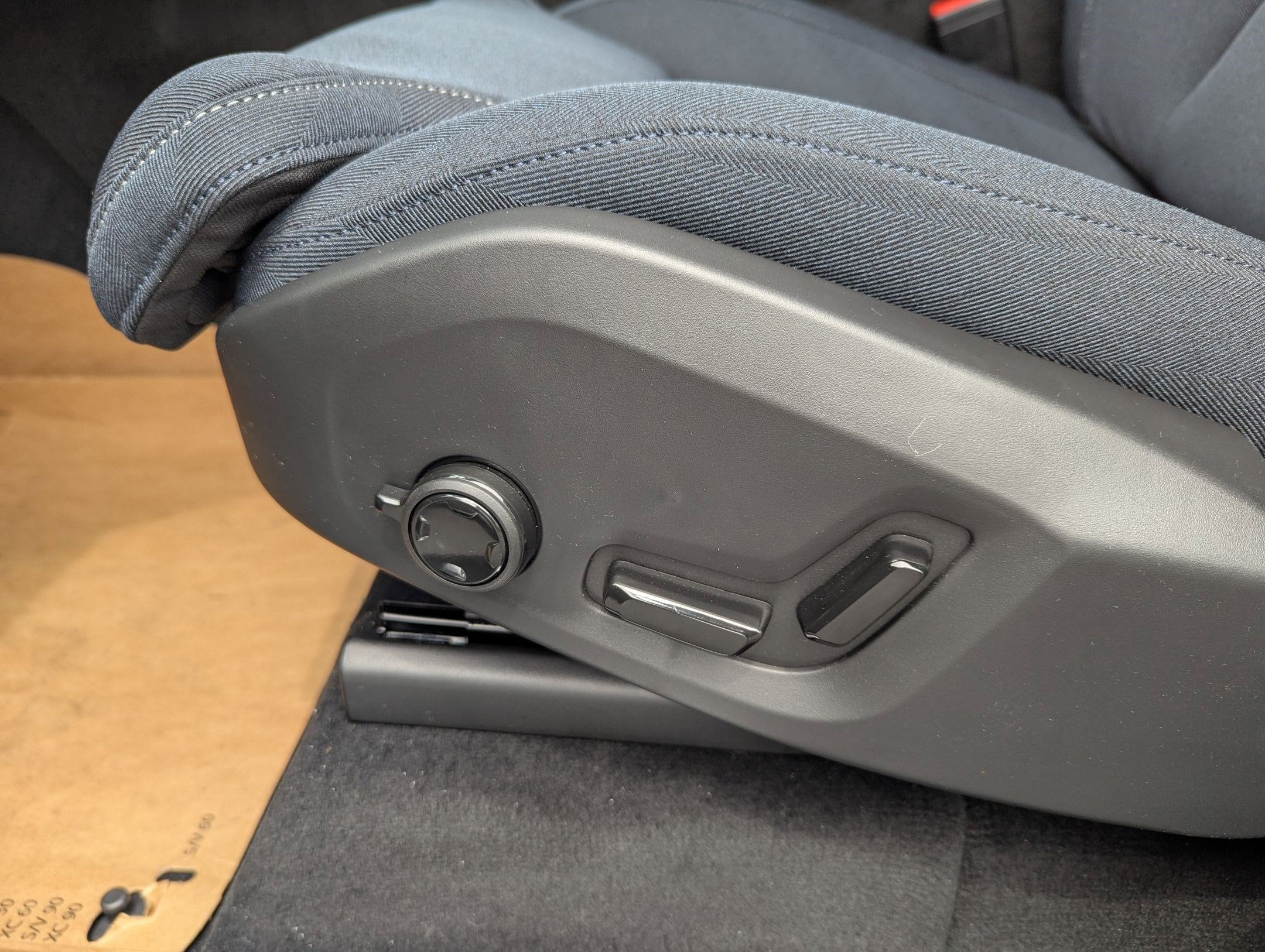 2025 Volvo XC90 Ultra - Photo 9