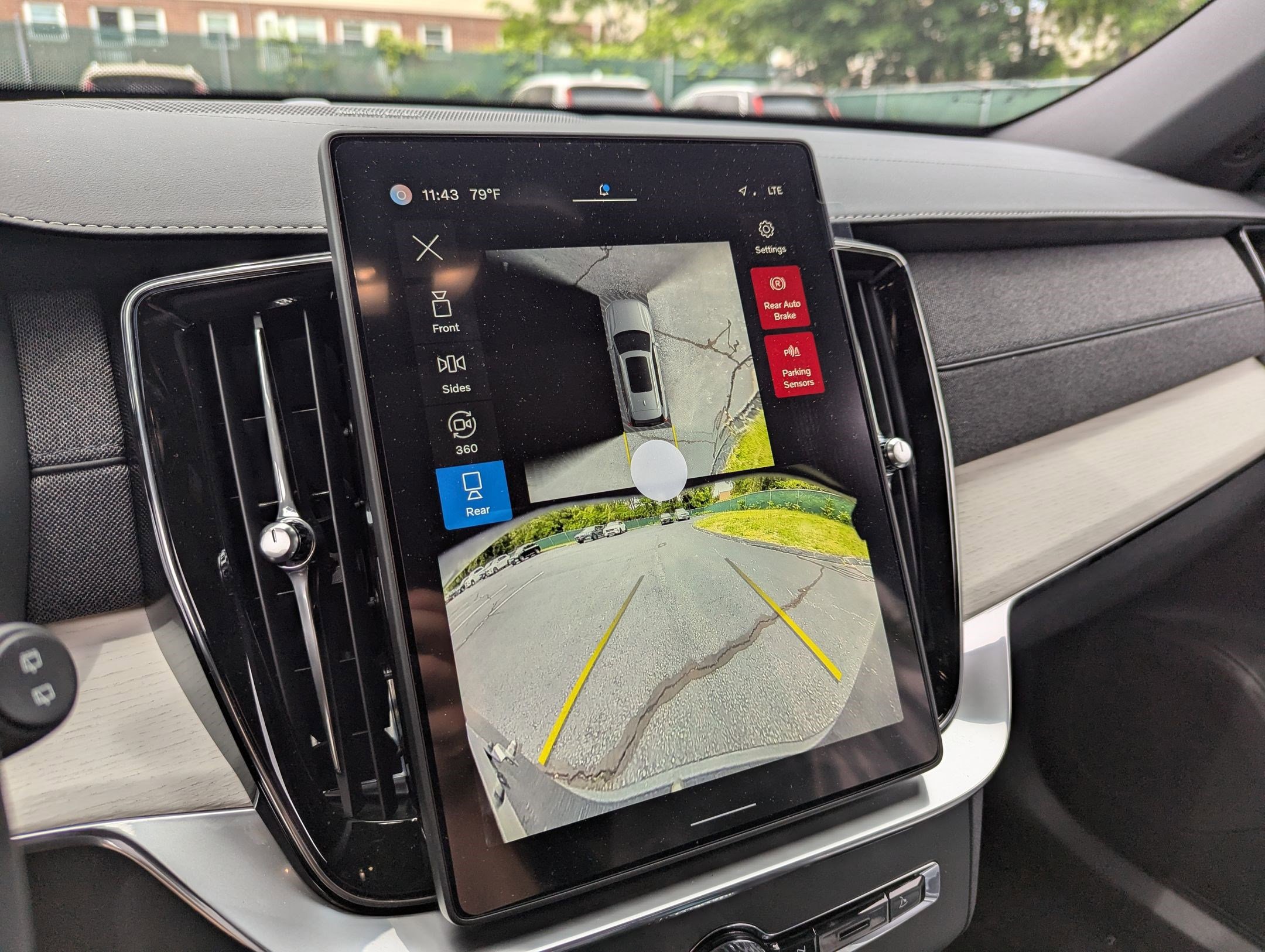 2025 Volvo XC90 Ultra - Photo 15