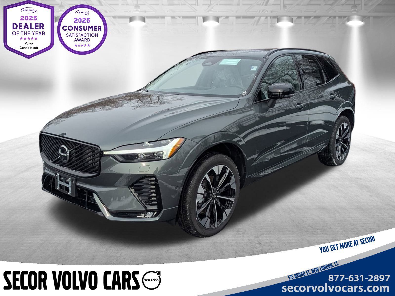 2026 Volvo XC60 Plus's photo