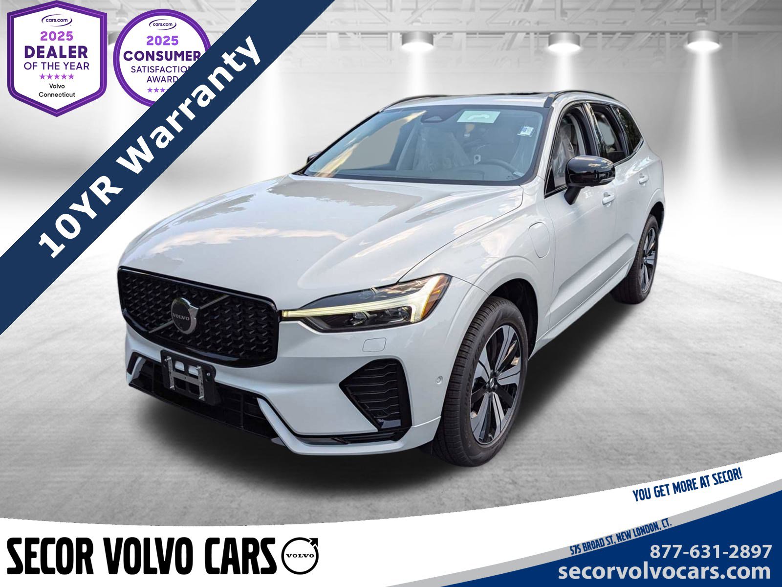 2025 Volvo XC60 plug-in hybrid SUV 