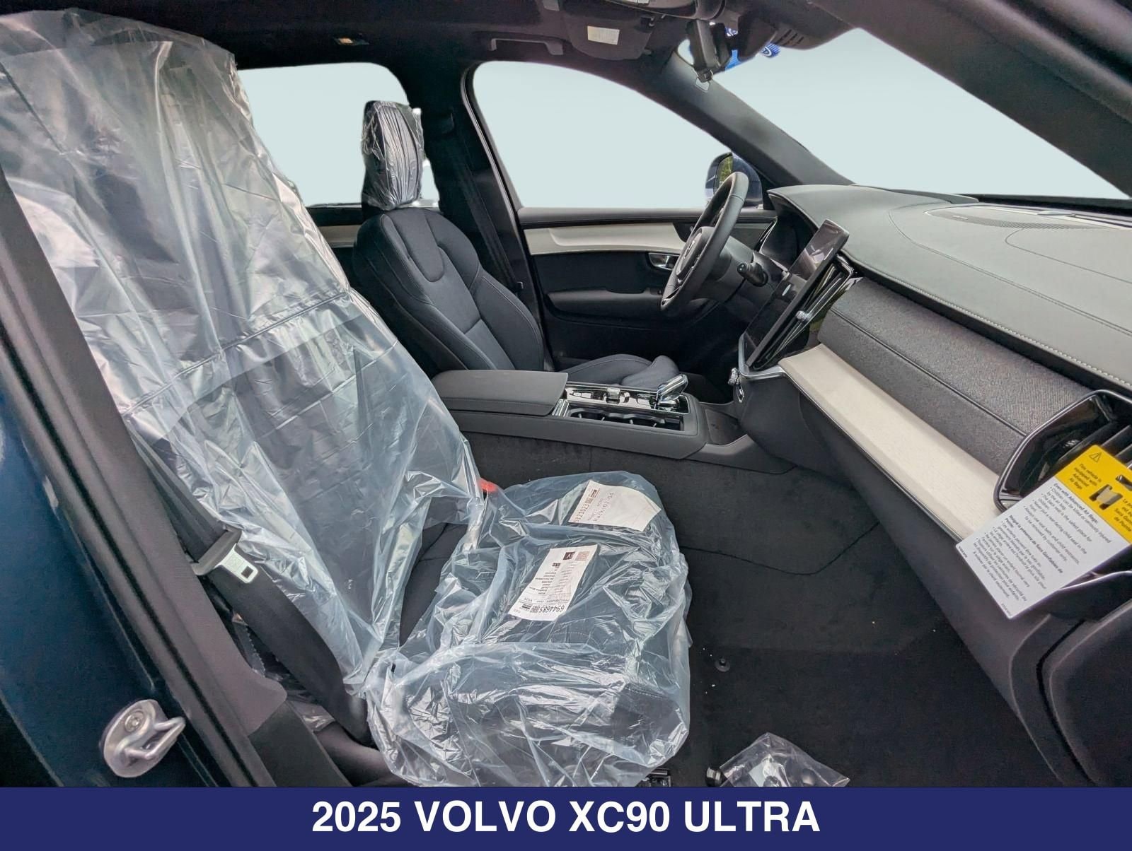 2025 Volvo XC90 Ultra - Photo 23