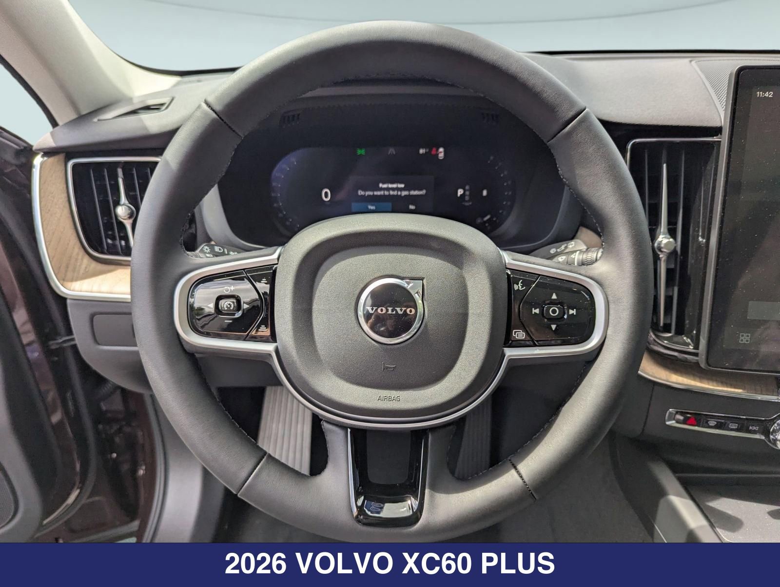 2026 Volvo XC60 Plus - Photo 11
