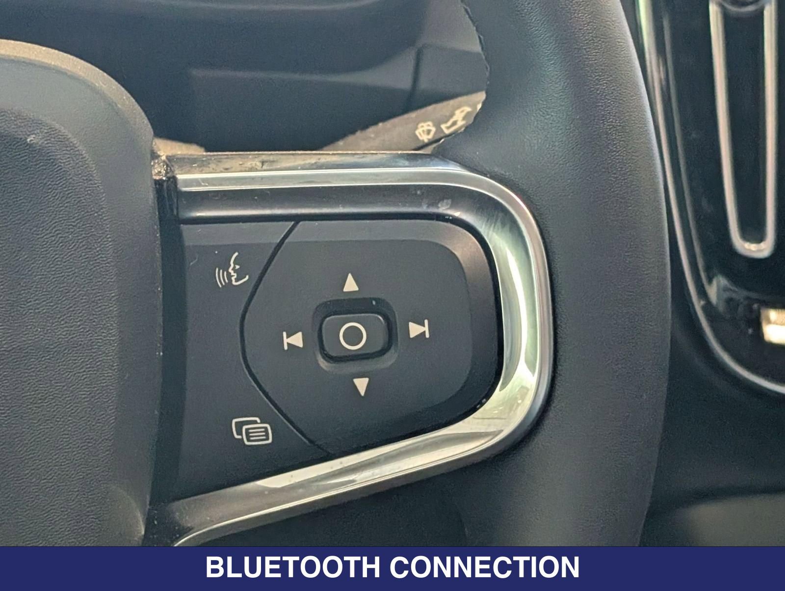 2026 Volvo XC40 Core - Photo 16