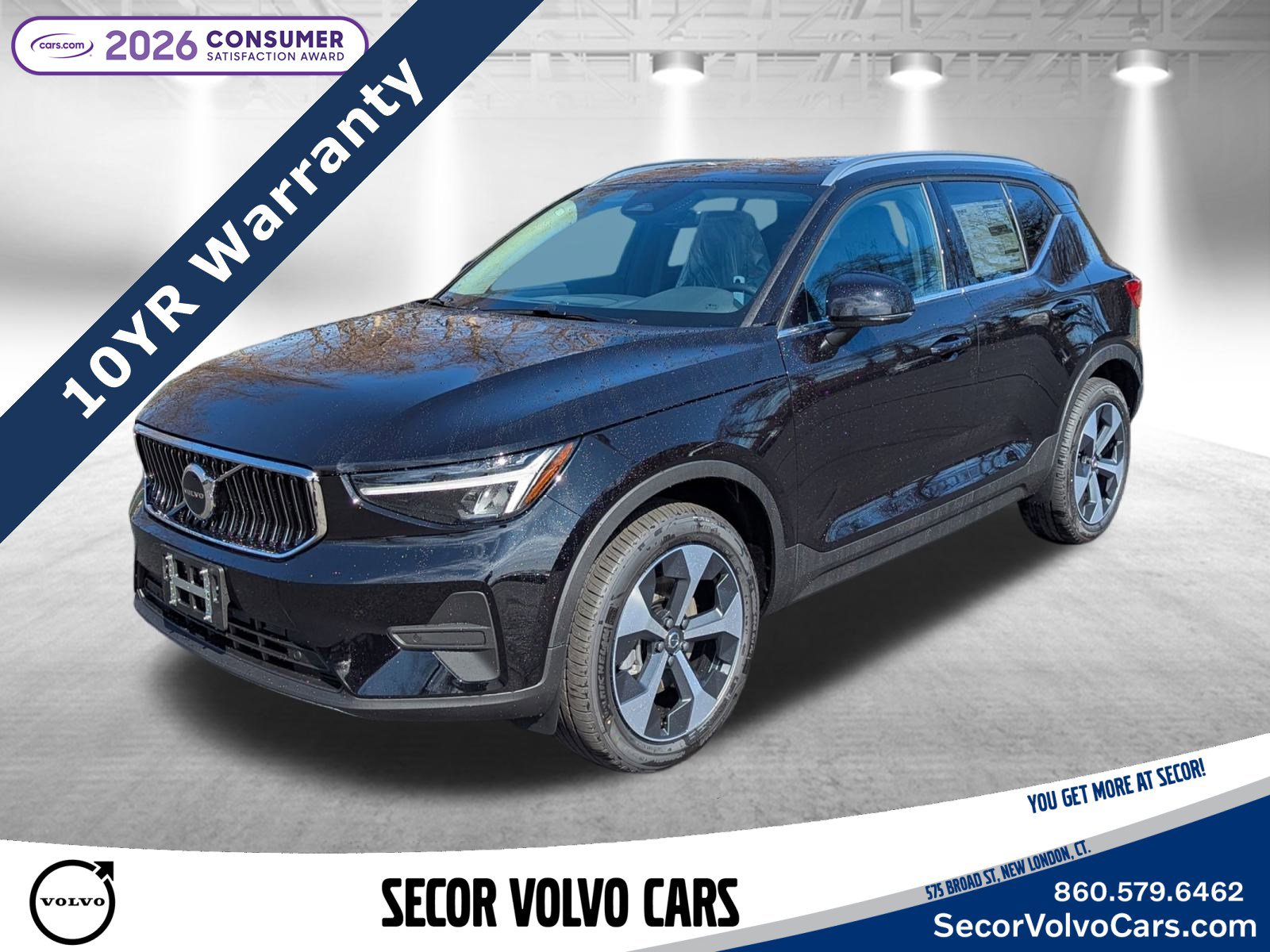 2025 Volvo XC40 SUV 