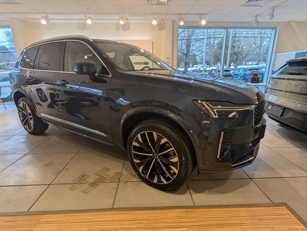 New 2026 Volvo XC90 plug-in hybrid T8 Ultra 7-Seater SUV