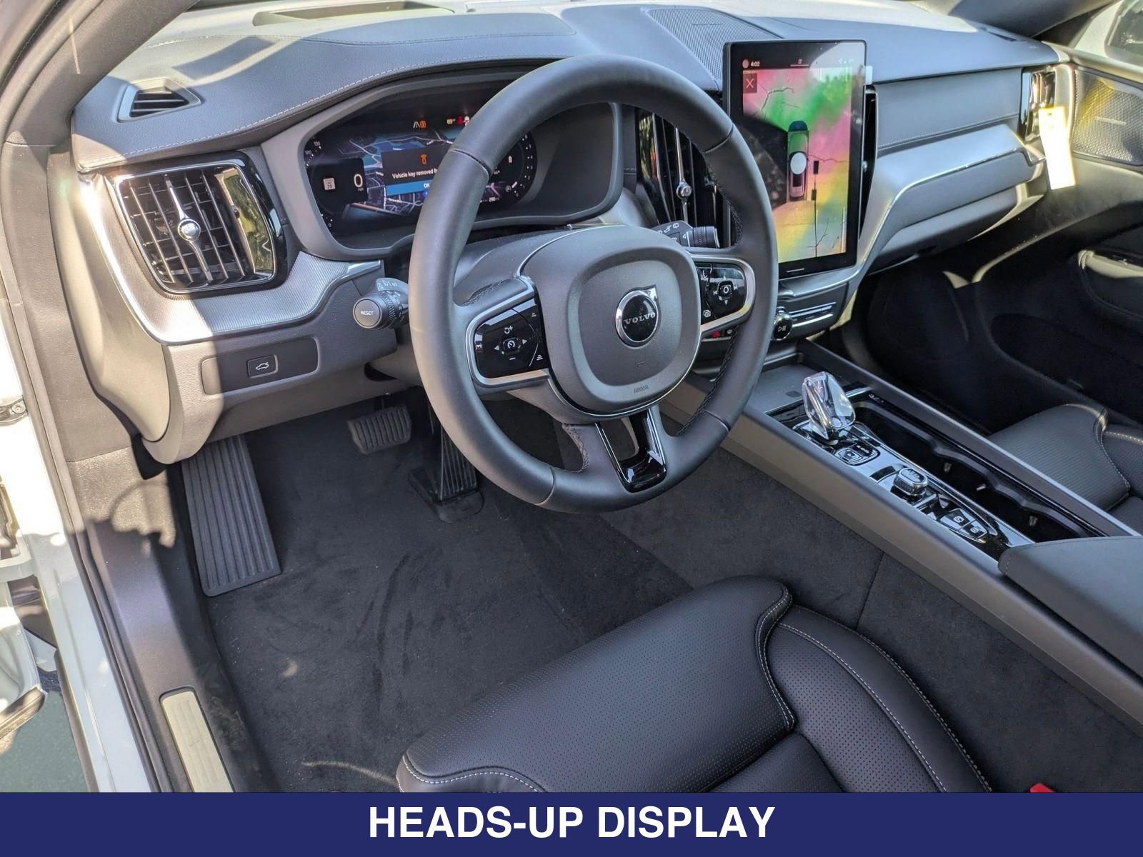 2026 Volvo XC60 Ultra - Photo 10